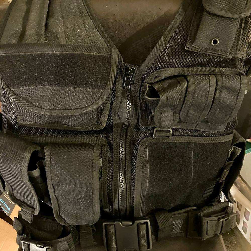 Colt black tactical vest military police law enforcement militia hunting